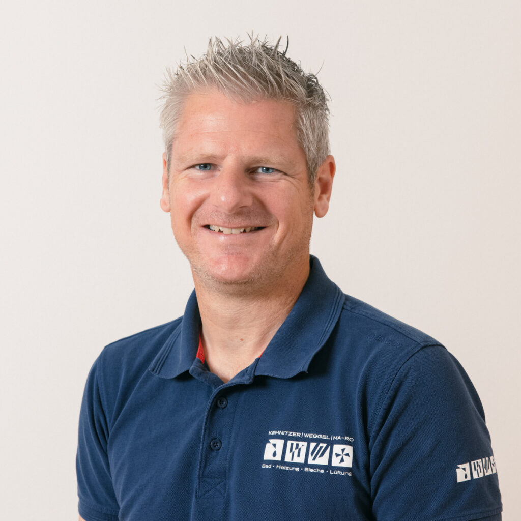 Das Bild zeigt Marco Kemnitzer, Geschäftsführer bei Weggel Haustechnik GmbH